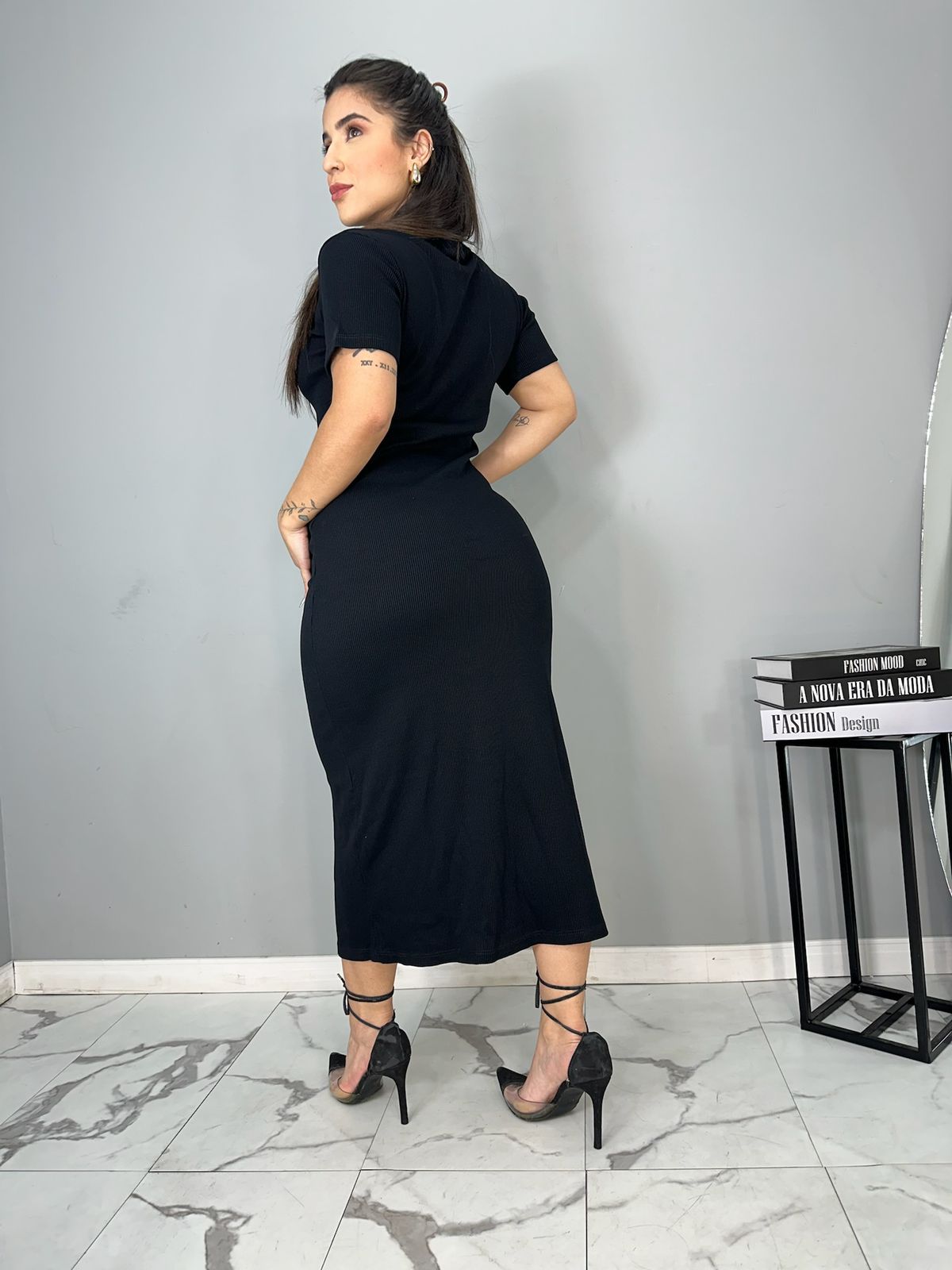Vestido longo manga curta